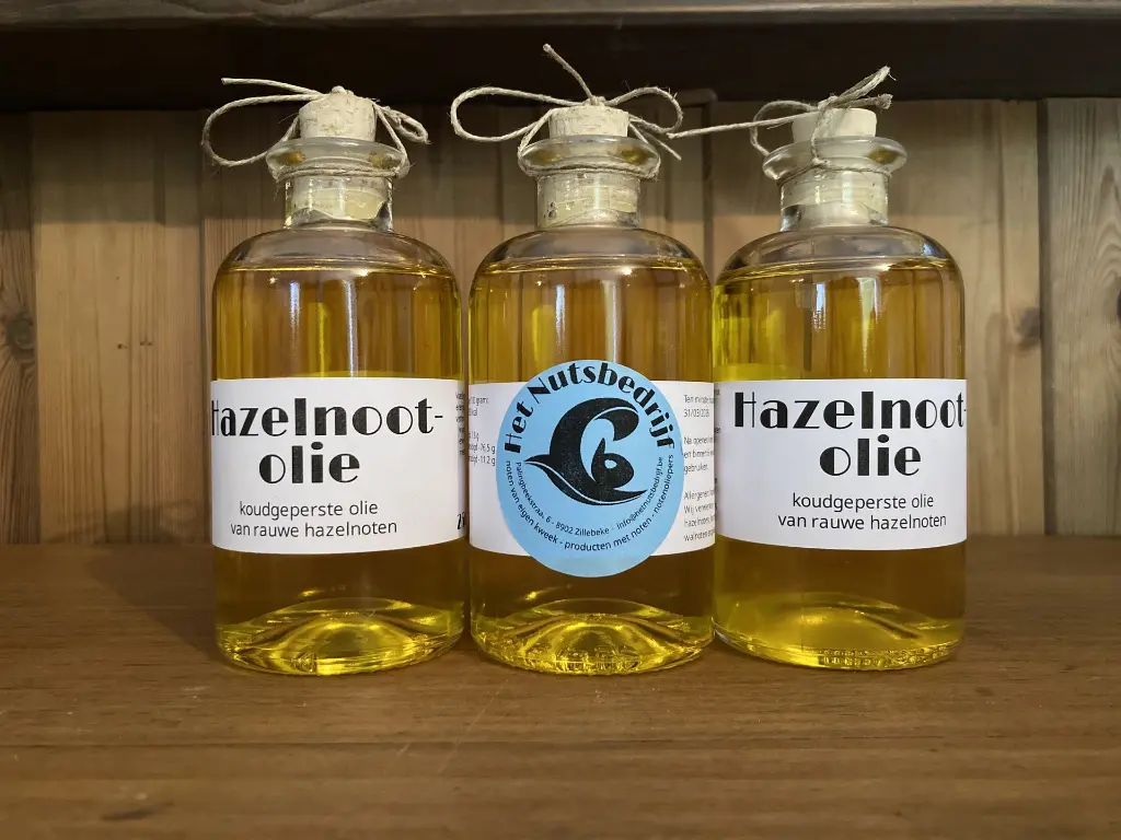 hazelolie.02.webp